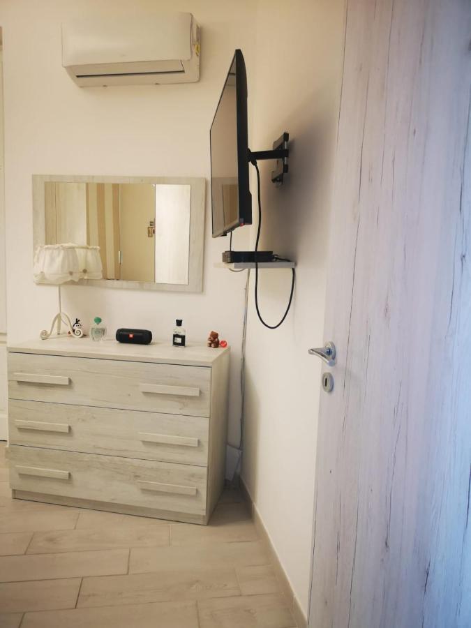 La Casetta Di Maria Apartamento Santa Flavia Exterior foto