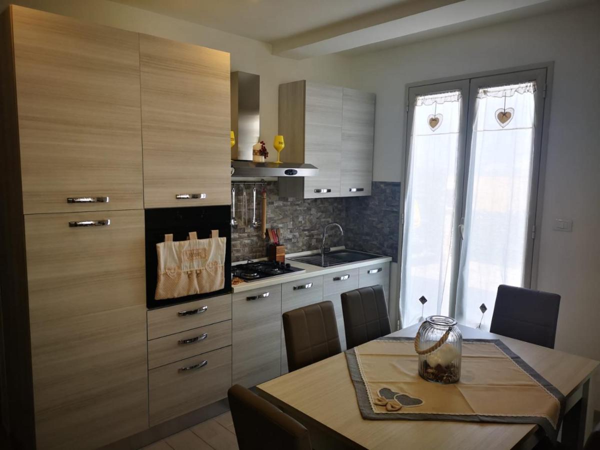 La Casetta Di Maria Apartamento Santa Flavia Exterior foto