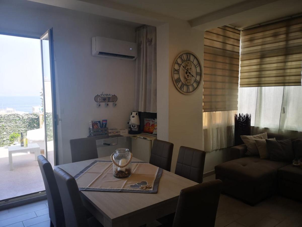 La Casetta Di Maria Apartamento Santa Flavia Exterior foto