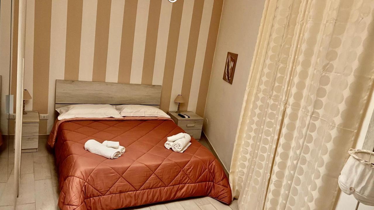 La Casetta Di Maria Apartamento Santa Flavia Exterior foto